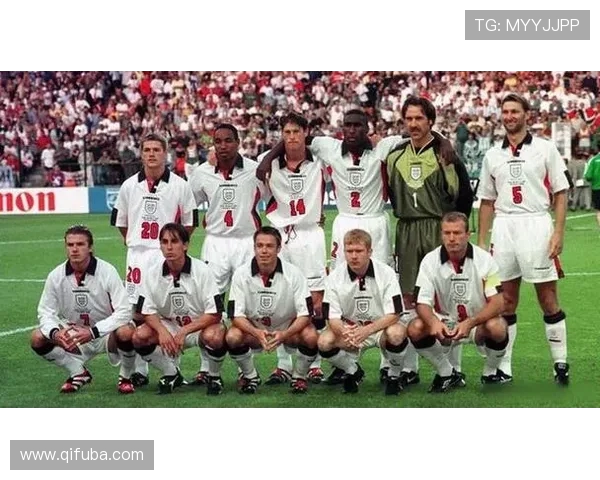 1998世界杯荷兰黄金一代阵容全景解析与战术传奇回顾巅峰征程